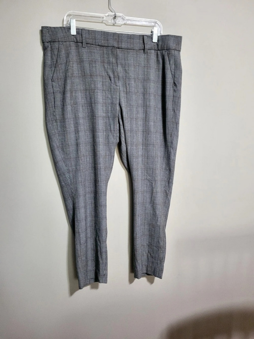 Denver Hayes Plaid in Gray 16 Like New Plus Size Work Office Casual
